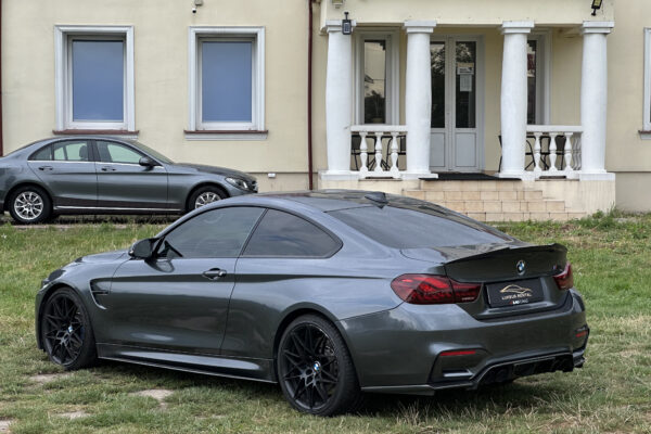 BMW M4 F82