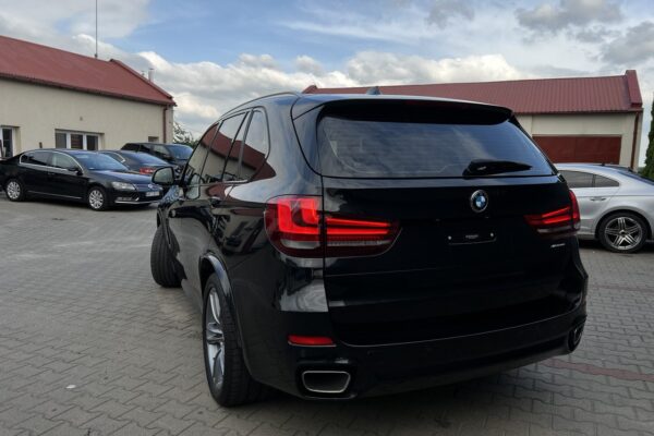 BMW X5 M50d