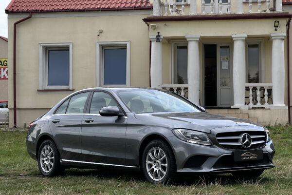 Mercedes-Benz C-Class C220d MT Avantgarde