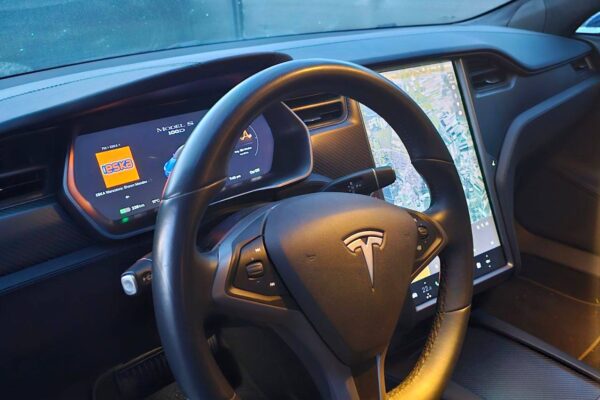 Tesla Model S Long Range